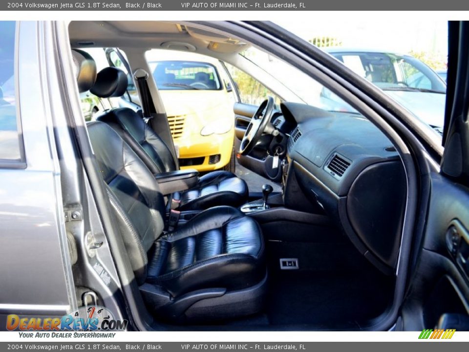 2004 Volkswagen Jetta GLS 1.8T Sedan Black / Black Photo #13