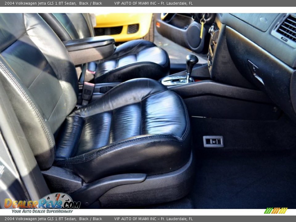 2004 Volkswagen Jetta GLS 1.8T Sedan Black / Black Photo #14