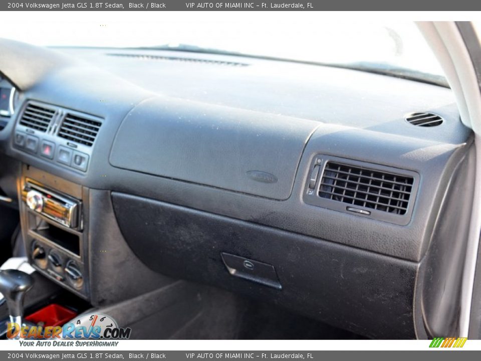 2004 Volkswagen Jetta GLS 1.8T Sedan Black / Black Photo #18