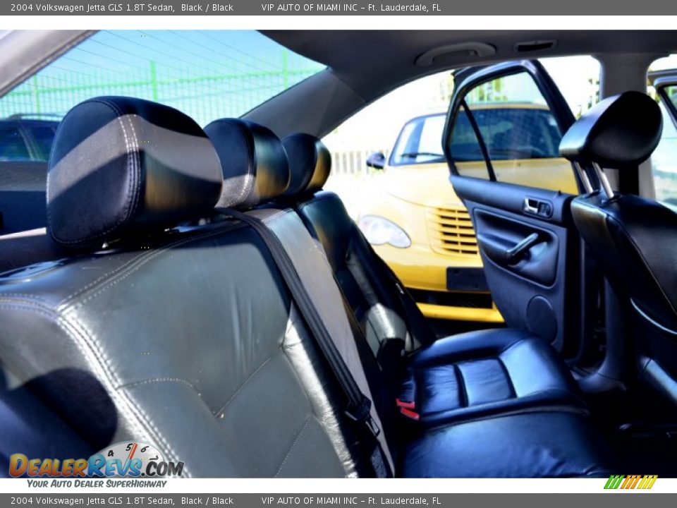 2004 Volkswagen Jetta GLS 1.8T Sedan Black / Black Photo #24