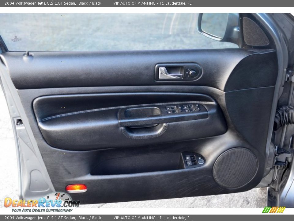 2004 Volkswagen Jetta GLS 1.8T Sedan Black / Black Photo #29