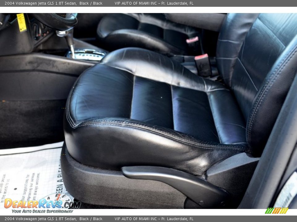 2004 Volkswagen Jetta GLS 1.8T Sedan Black / Black Photo #31