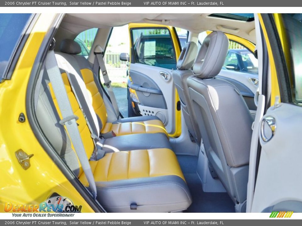 2006 Chrysler PT Cruiser Touring Solar Yellow / Pastel Pebble Beige Photo #33
