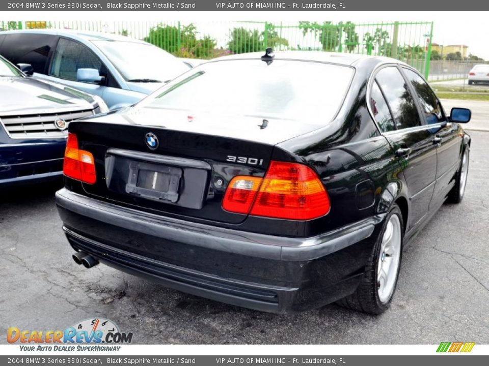 2004 BMW 3 Series 330i Sedan Black Sapphire Metallic / Sand Photo #28