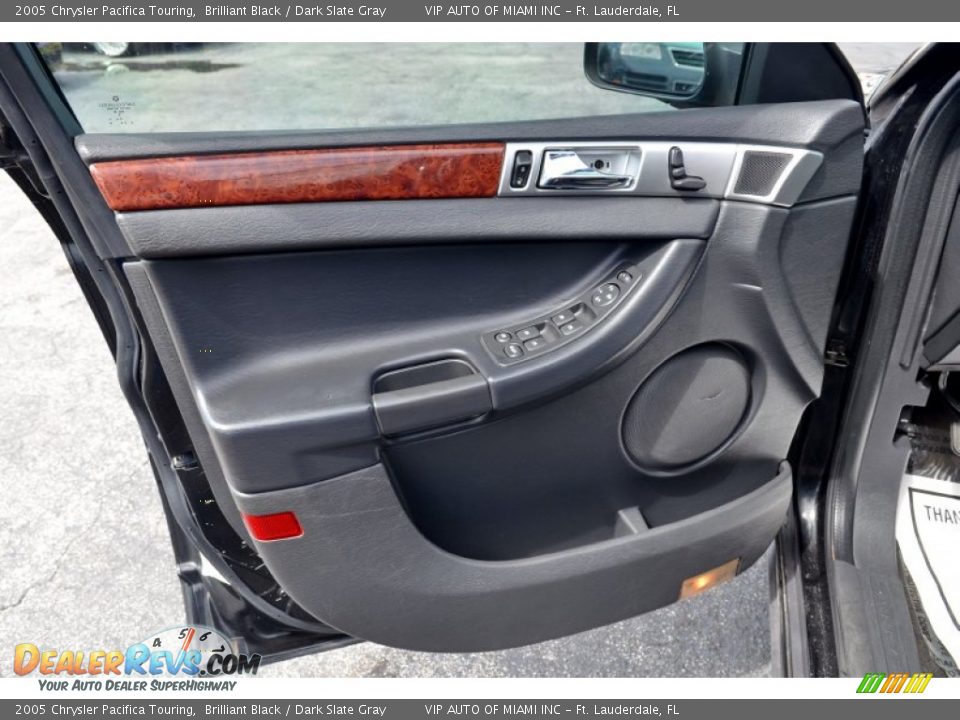 2005 Chrysler Pacifica Touring Brilliant Black / Dark Slate Gray Photo #25