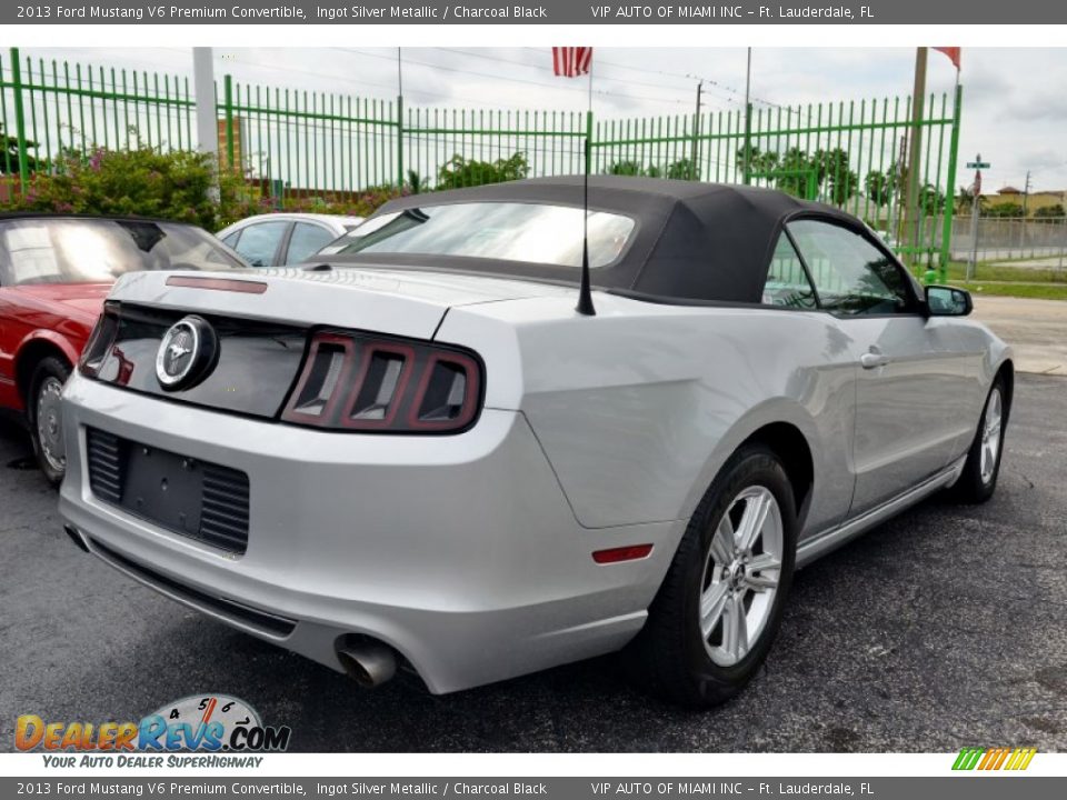 2013 Ford Mustang V6 Premium Convertible Ingot Silver Metallic / Charcoal Black Photo #12