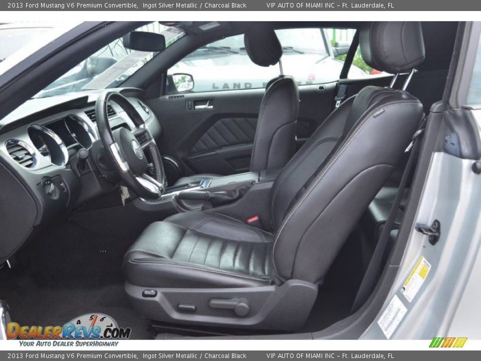 2013 Ford Mustang V6 Premium Convertible Ingot Silver Metallic / Charcoal Black Photo #36