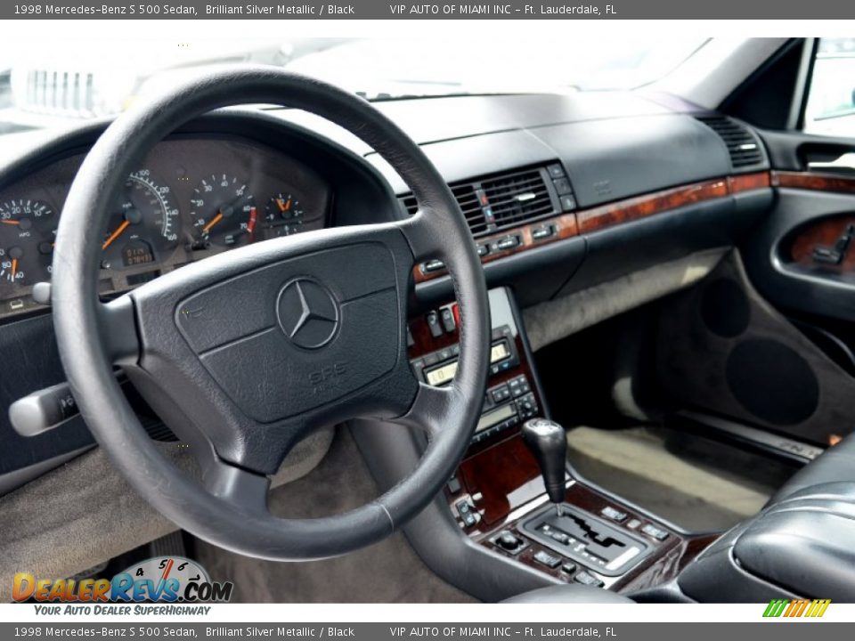 1998 Mercedes-Benz S 500 Sedan Brilliant Silver Metallic / Black Photo #21