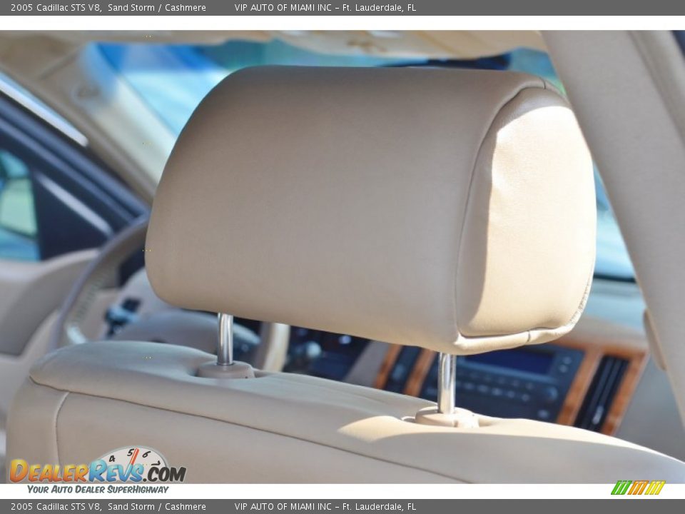2005 Cadillac STS V8 Sand Storm / Cashmere Photo #26