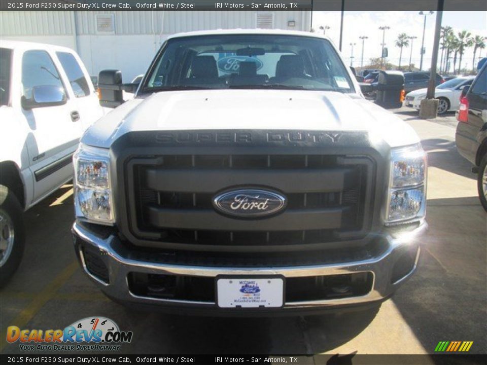 2015 Ford F250 Super Duty XL Crew Cab Oxford White / Steel Photo #2