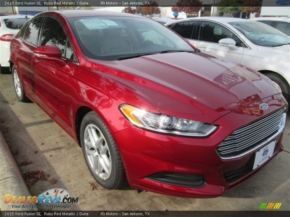 2015 Ford Fusion SE Ruby Red Metallic / Dune Photo #1