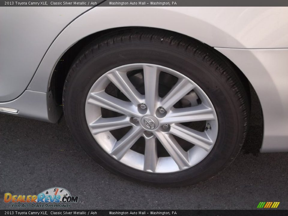 2013 Toyota Camry XLE Classic Silver Metallic / Ash Photo #7