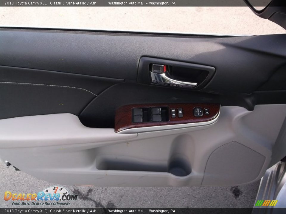 2013 Toyota Camry XLE Classic Silver Metallic / Ash Photo #9