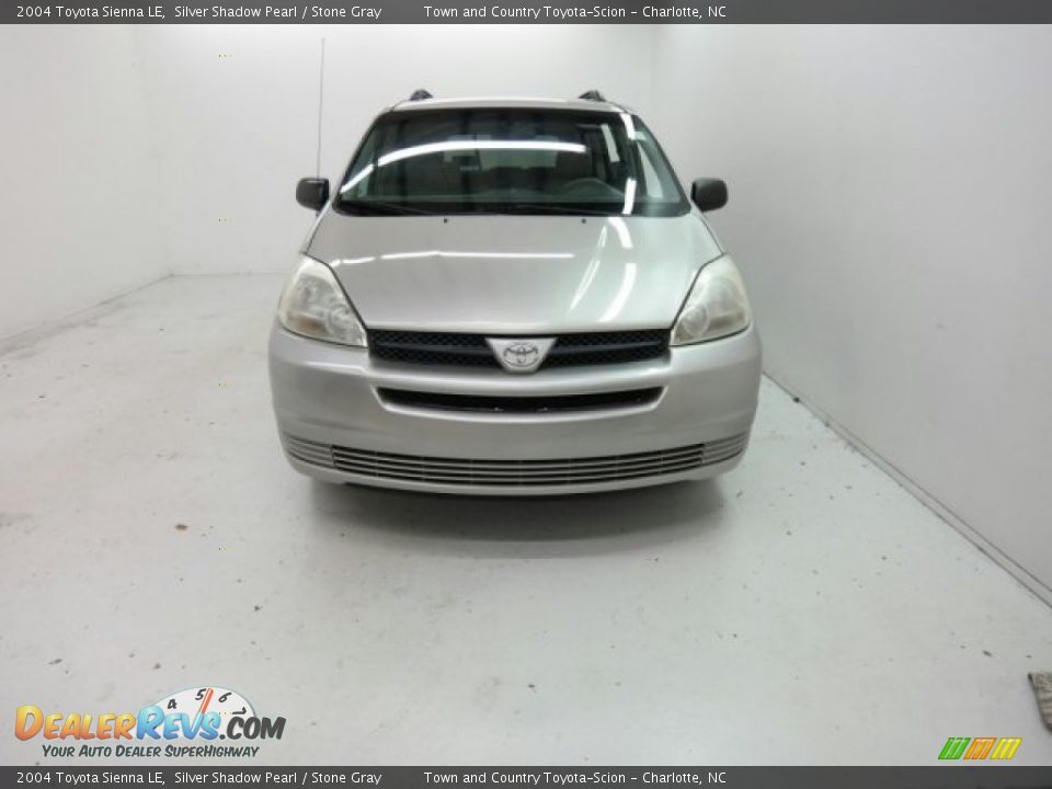 2004 Toyota Sienna LE Silver Shadow Pearl / Stone Gray Photo #5