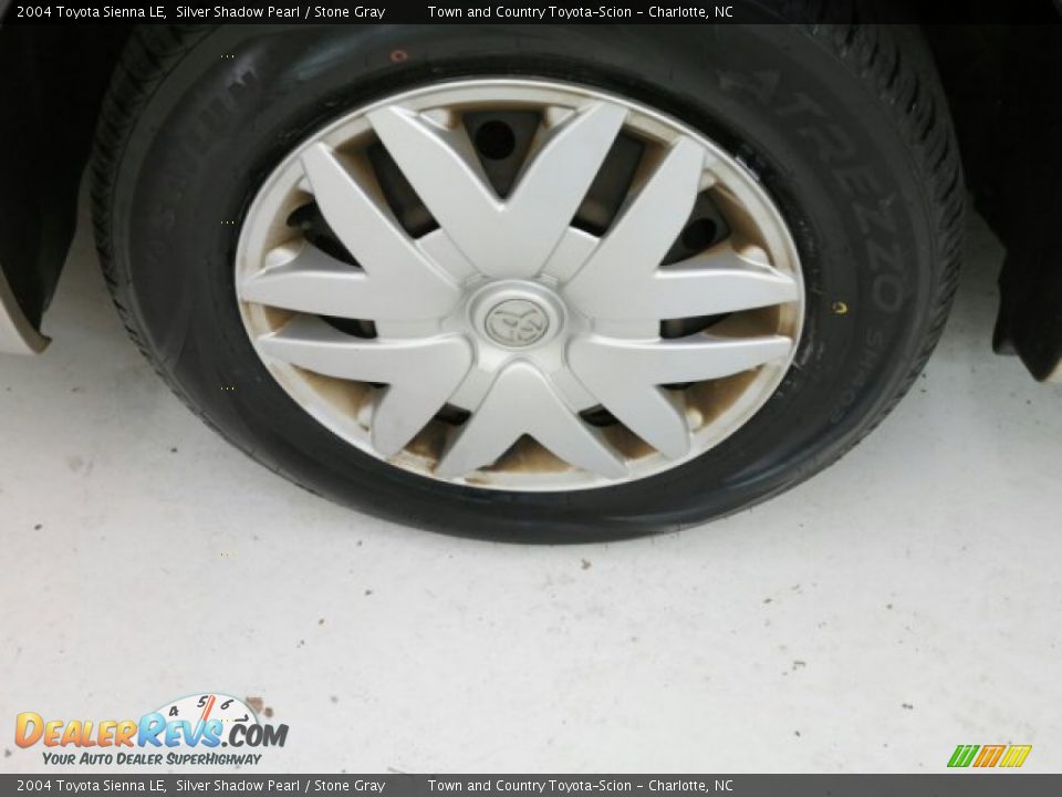 2004 Toyota Sienna LE Silver Shadow Pearl / Stone Gray Photo #9