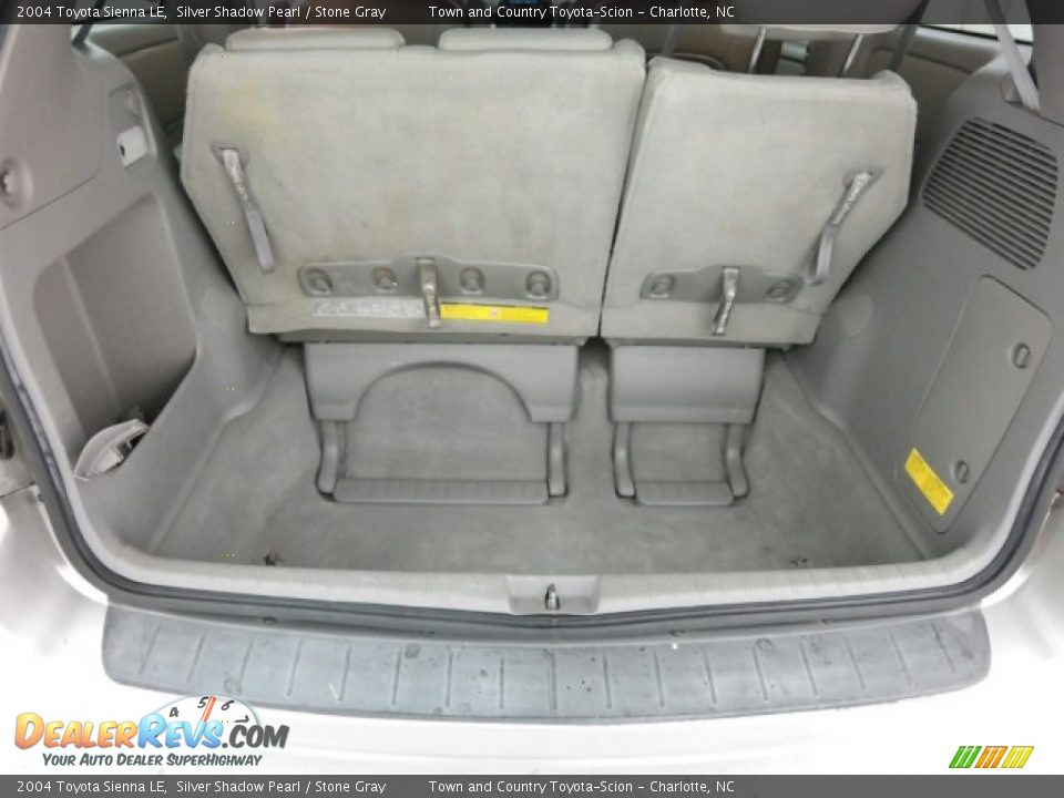 2004 Toyota Sienna LE Silver Shadow Pearl / Stone Gray Photo #15