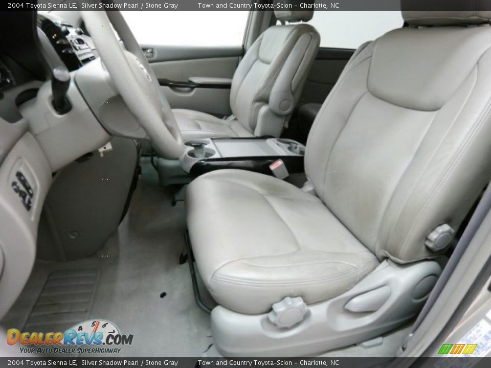 2004 Toyota Sienna LE Silver Shadow Pearl / Stone Gray Photo #21
