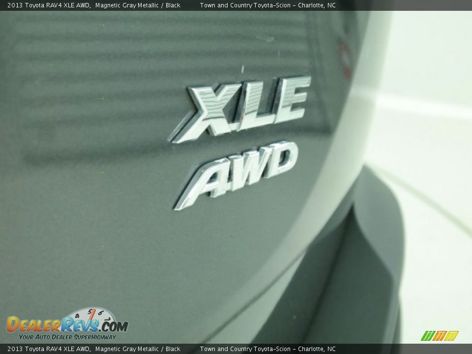 2013 Toyota RAV4 XLE AWD Magnetic Gray Metallic / Black Photo #18