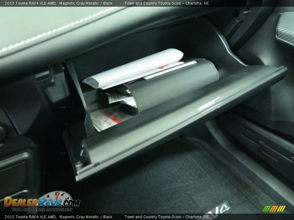 2013 Toyota RAV4 XLE AWD Magnetic Gray Metallic / Black Photo #35