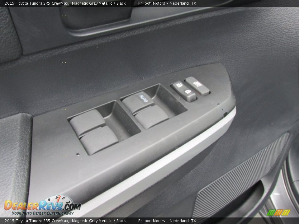 2015 Toyota Tundra SR5 CrewMax Magnetic Gray Metallic / Black Photo #24