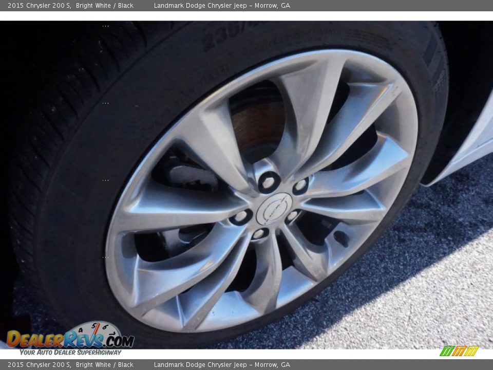 2015 Chrysler 200 S Bright White / Black Photo #5