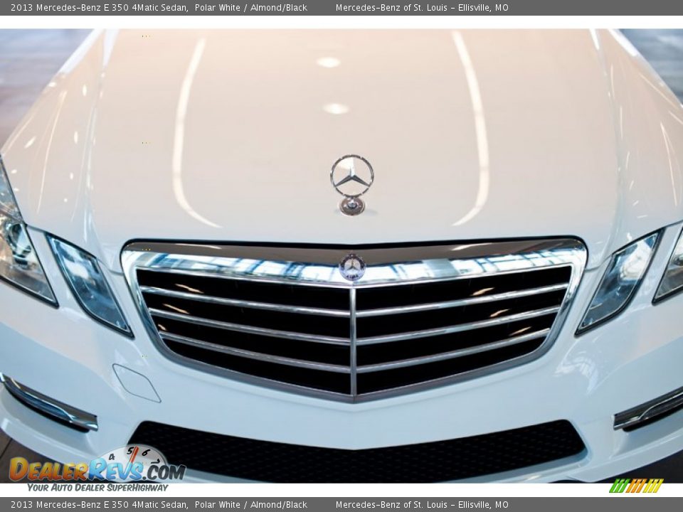 2013 Mercedes-Benz E 350 4Matic Sedan Polar White / Almond/Black Photo #11