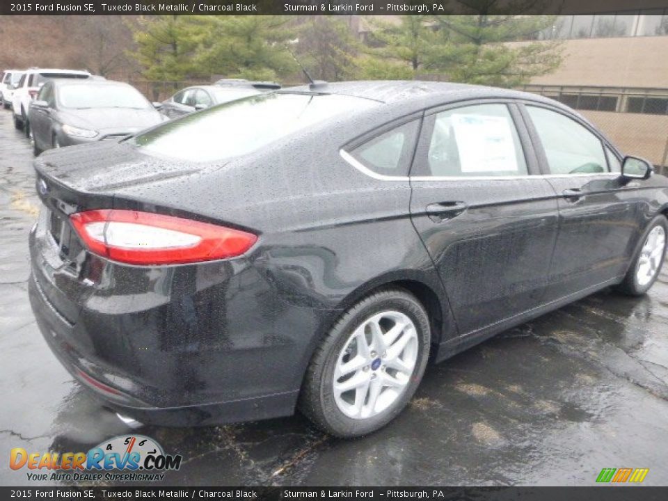 2015 Ford Fusion SE Tuxedo Black Metallic / Charcoal Black Photo #2