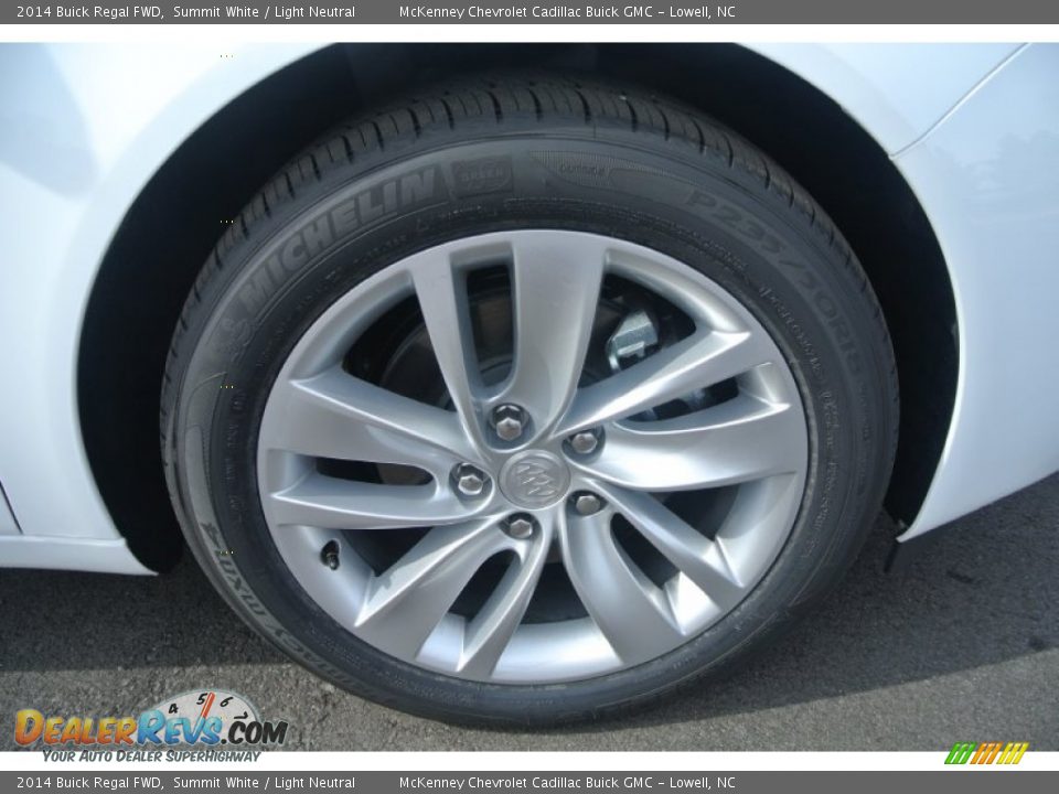 2014 Buick Regal FWD Summit White / Light Neutral Photo #20