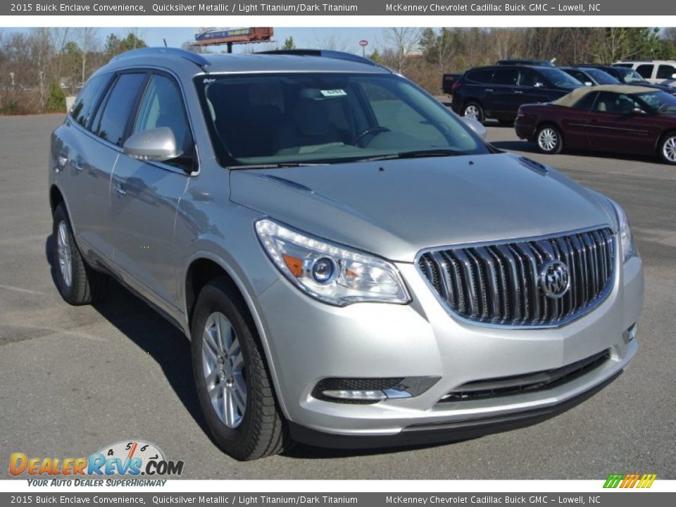 Front 3/4 View of 2015 Buick Enclave Convenience Photo #1