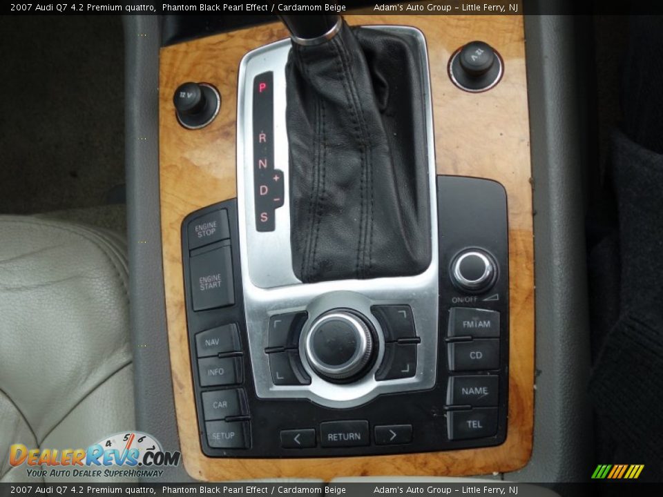 2007 Audi Q7 4.2 Premium quattro Phantom Black Pearl Effect / Cardamom Beige Photo #14