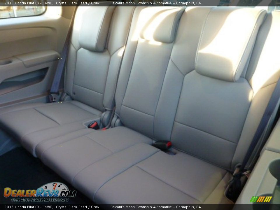 2015 Honda Pilot EX-L 4WD Crystal Black Pearl / Gray Photo #16