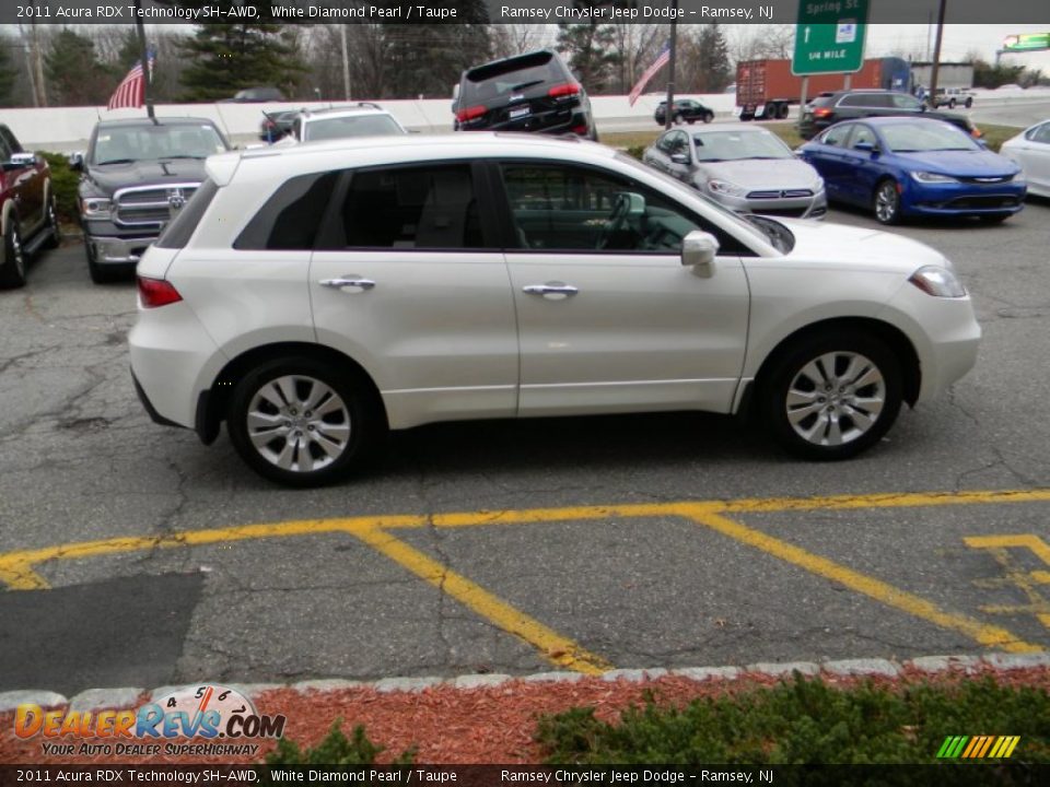 2011 Acura RDX Technology SH-AWD White Diamond Pearl / Taupe Photo #5