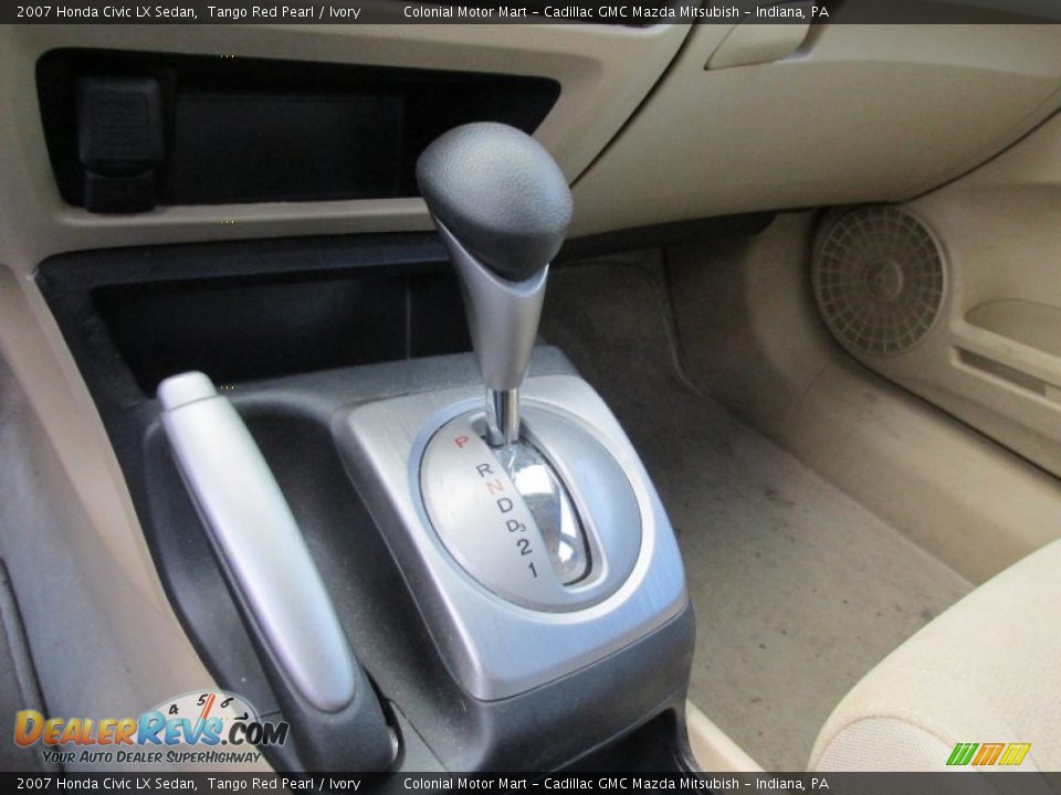2007 Honda Civic LX Sedan Shifter Photo #9