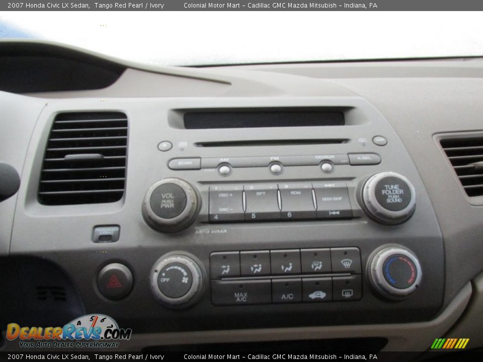 Controls of 2007 Honda Civic LX Sedan Photo #10