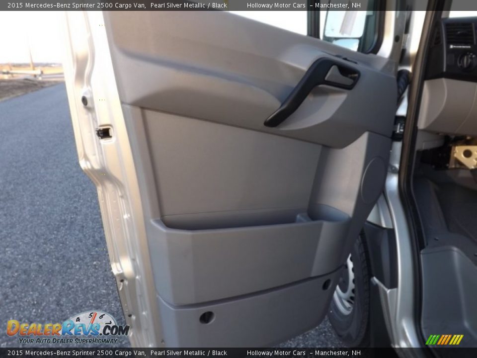 2015 Mercedes-Benz Sprinter 2500 Cargo Van Pearl Silver Metallic / Black Photo #4