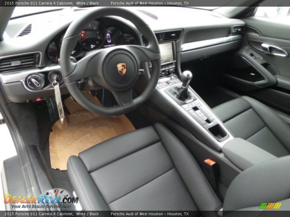 Black Interior - 2015 Porsche 911 Carrera 4 Cabriolet Photo #11