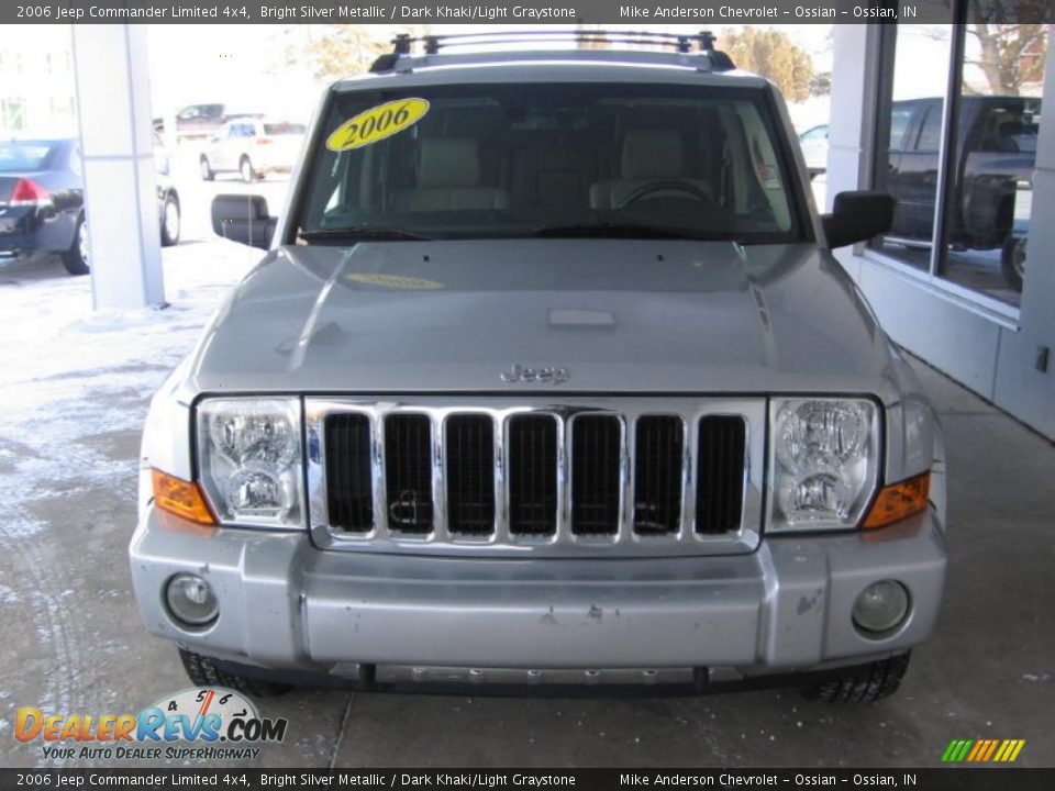2006 Jeep Commander Limited 4x4 Bright Silver Metallic / Dark Khaki/Light Graystone Photo #29