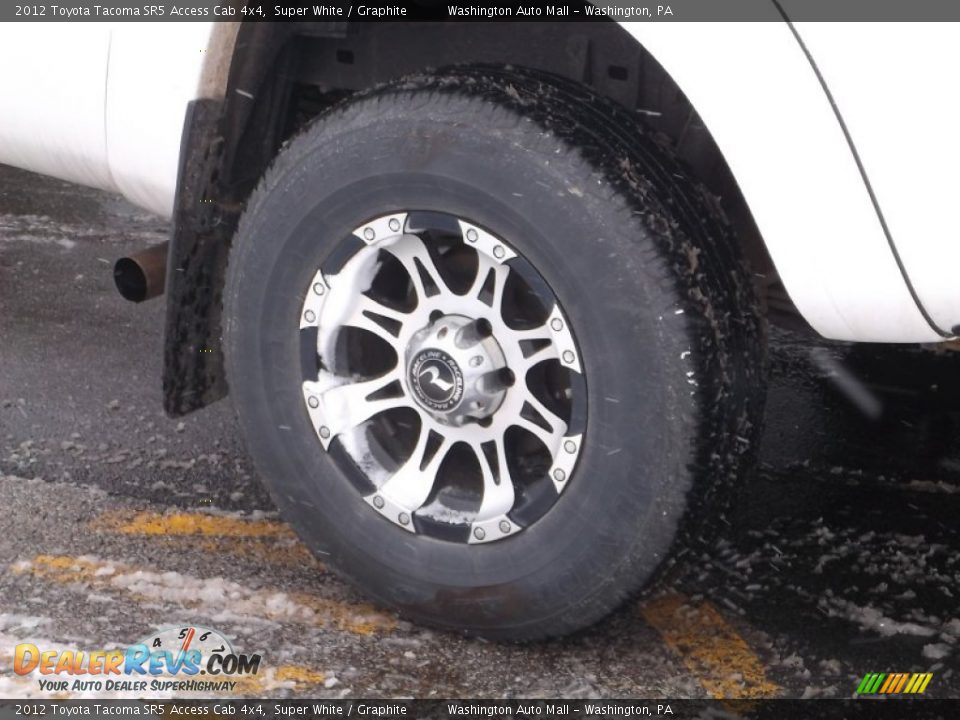 2012 Toyota Tacoma SR5 Access Cab 4x4 Super White / Graphite Photo #3