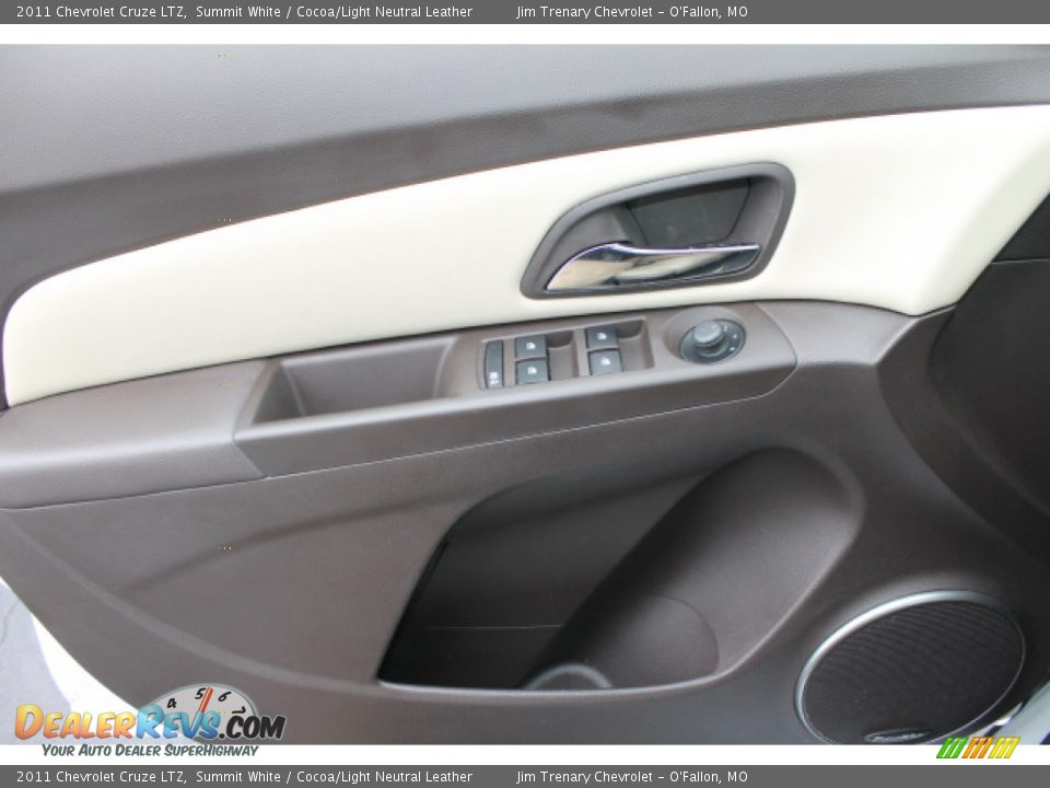 2011 Chevrolet Cruze LTZ Summit White / Cocoa/Light Neutral Leather Photo #15