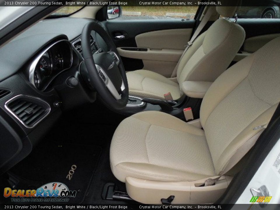 2013 Chrysler 200 Touring Sedan Bright White / Black/Light Frost Beige Photo #4