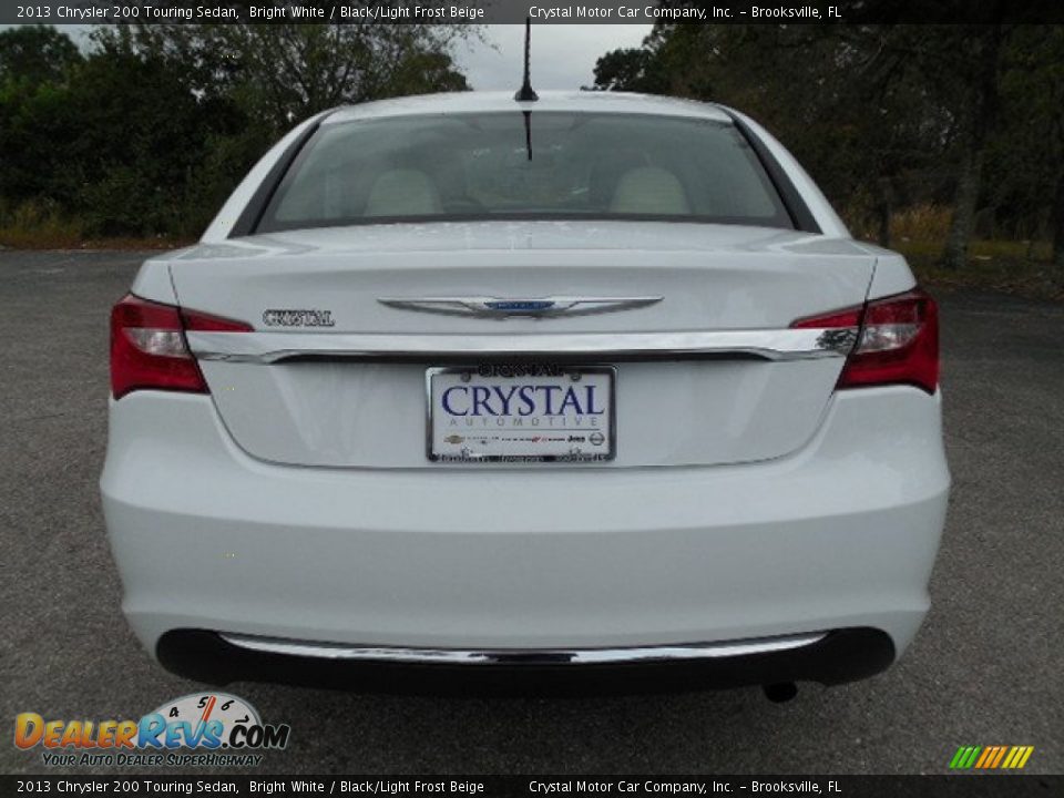 2013 Chrysler 200 Touring Sedan Bright White / Black/Light Frost Beige Photo #7