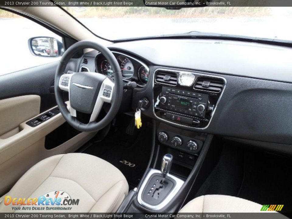 2013 Chrysler 200 Touring Sedan Bright White / Black/Light Frost Beige Photo #11