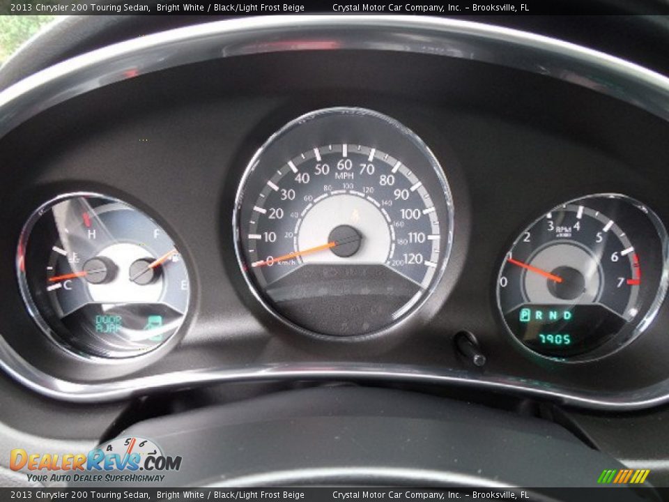 2013 Chrysler 200 Touring Sedan Bright White / Black/Light Frost Beige Photo #18