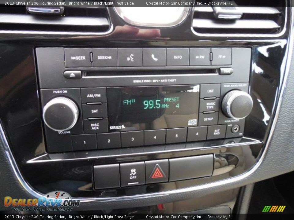 2013 Chrysler 200 Touring Sedan Bright White / Black/Light Frost Beige Photo #19