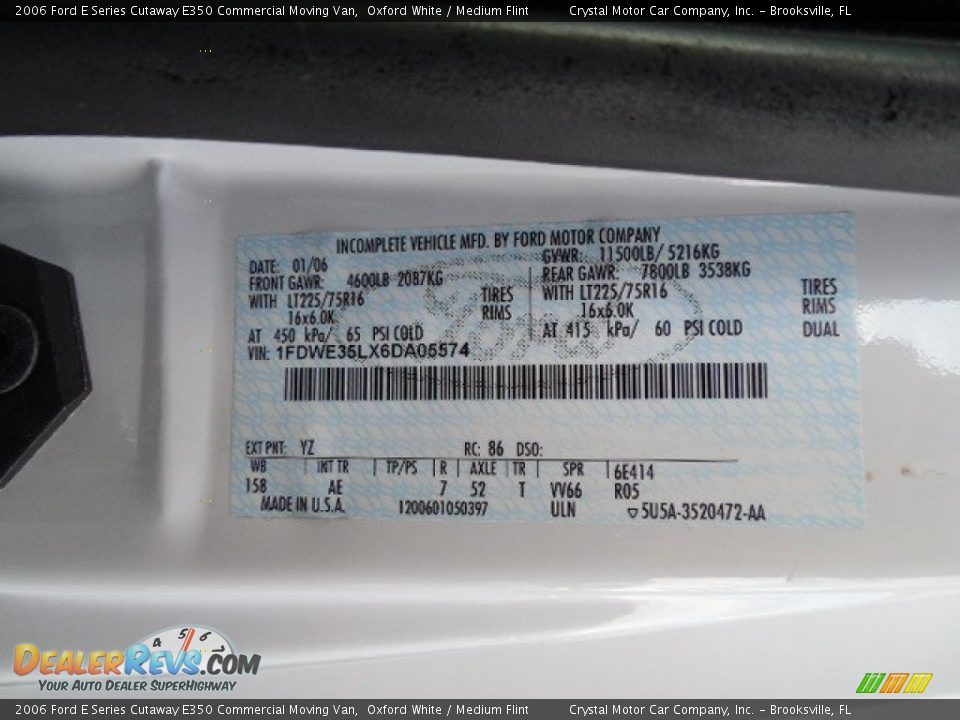 2006 Ford E Series Cutaway E350 Commercial Moving Van Oxford White / Medium Flint Photo #24