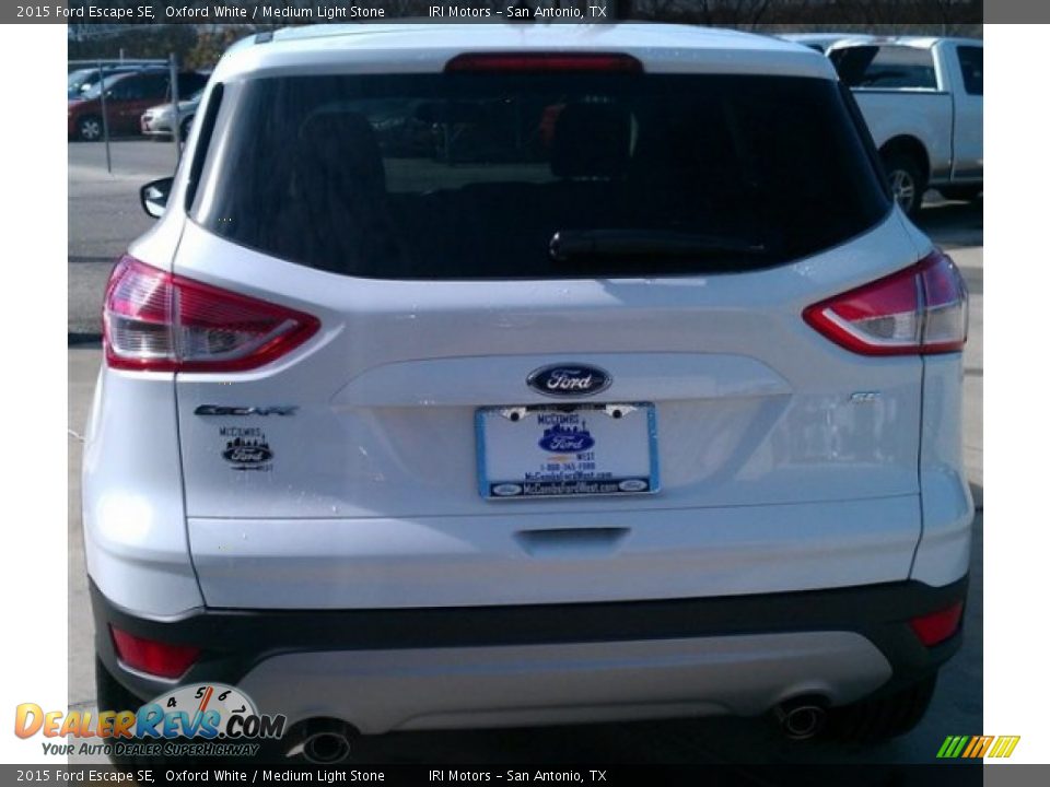 2015 Ford Escape SE Oxford White / Medium Light Stone Photo #7