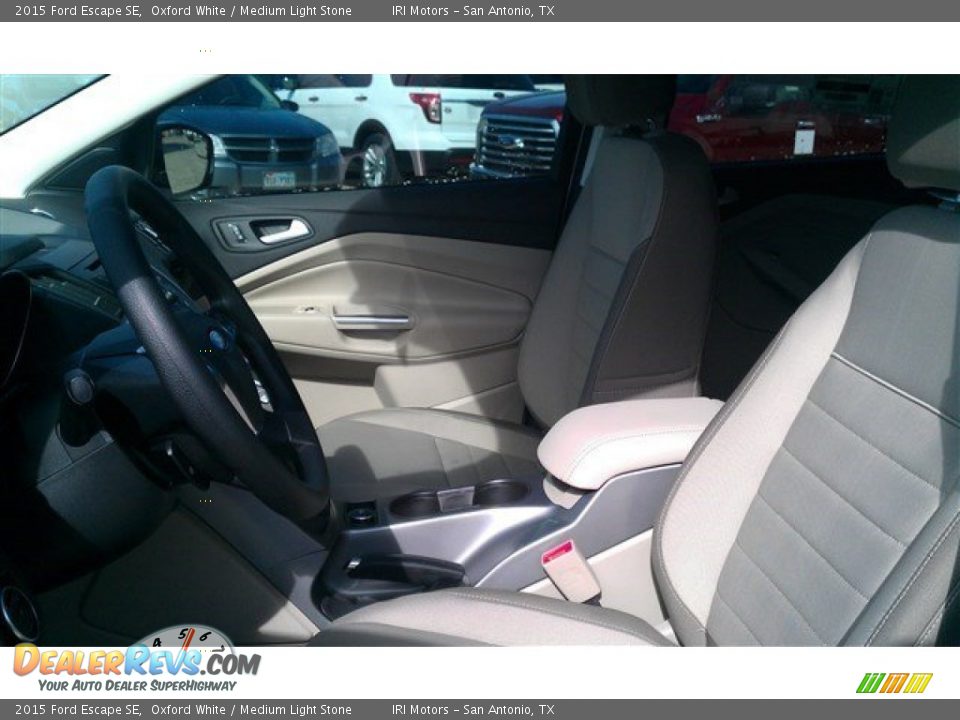 2015 Ford Escape SE Oxford White / Medium Light Stone Photo #15