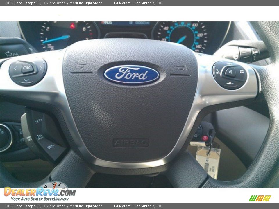 2015 Ford Escape SE Oxford White / Medium Light Stone Photo #18