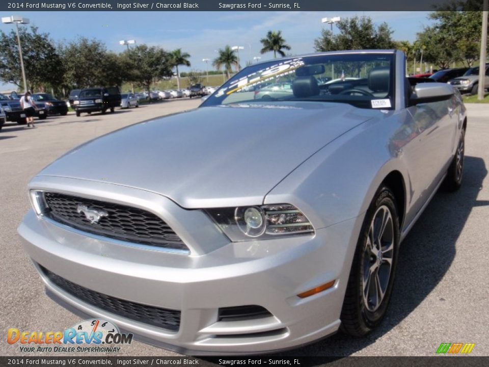 2014 Ford Mustang V6 Convertible Ingot Silver / Charcoal Black Photo #15
