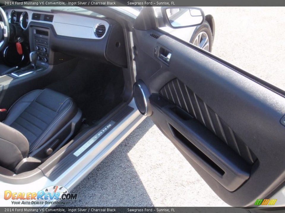 2014 Ford Mustang V6 Convertible Ingot Silver / Charcoal Black Photo #22